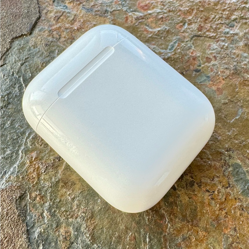 Apple AirPods Charging Case – A1602 (1st/2nd Gen) (Case Only!)